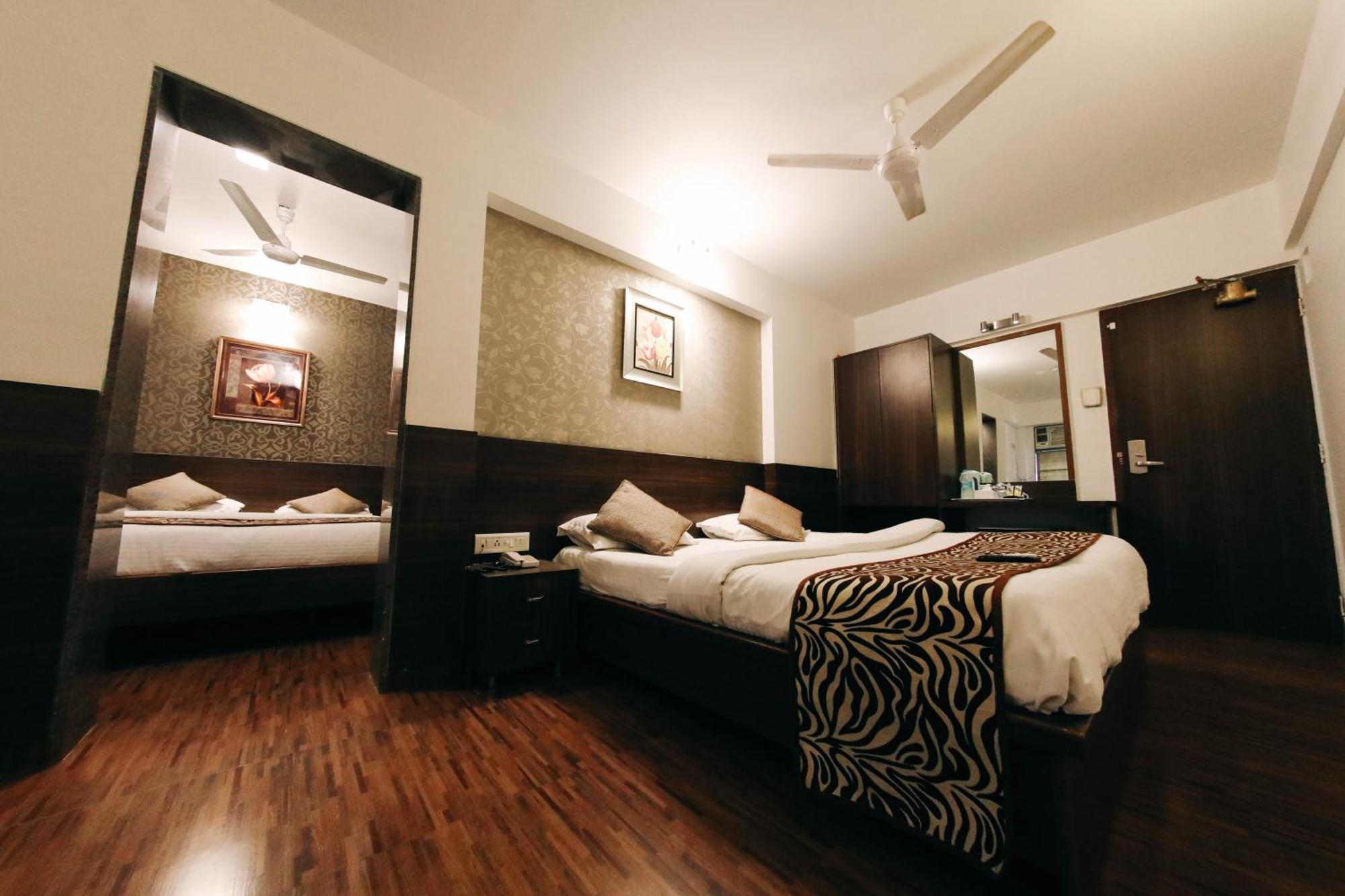 Hotel Maharana Inn Chembur Bombay Exterior foto