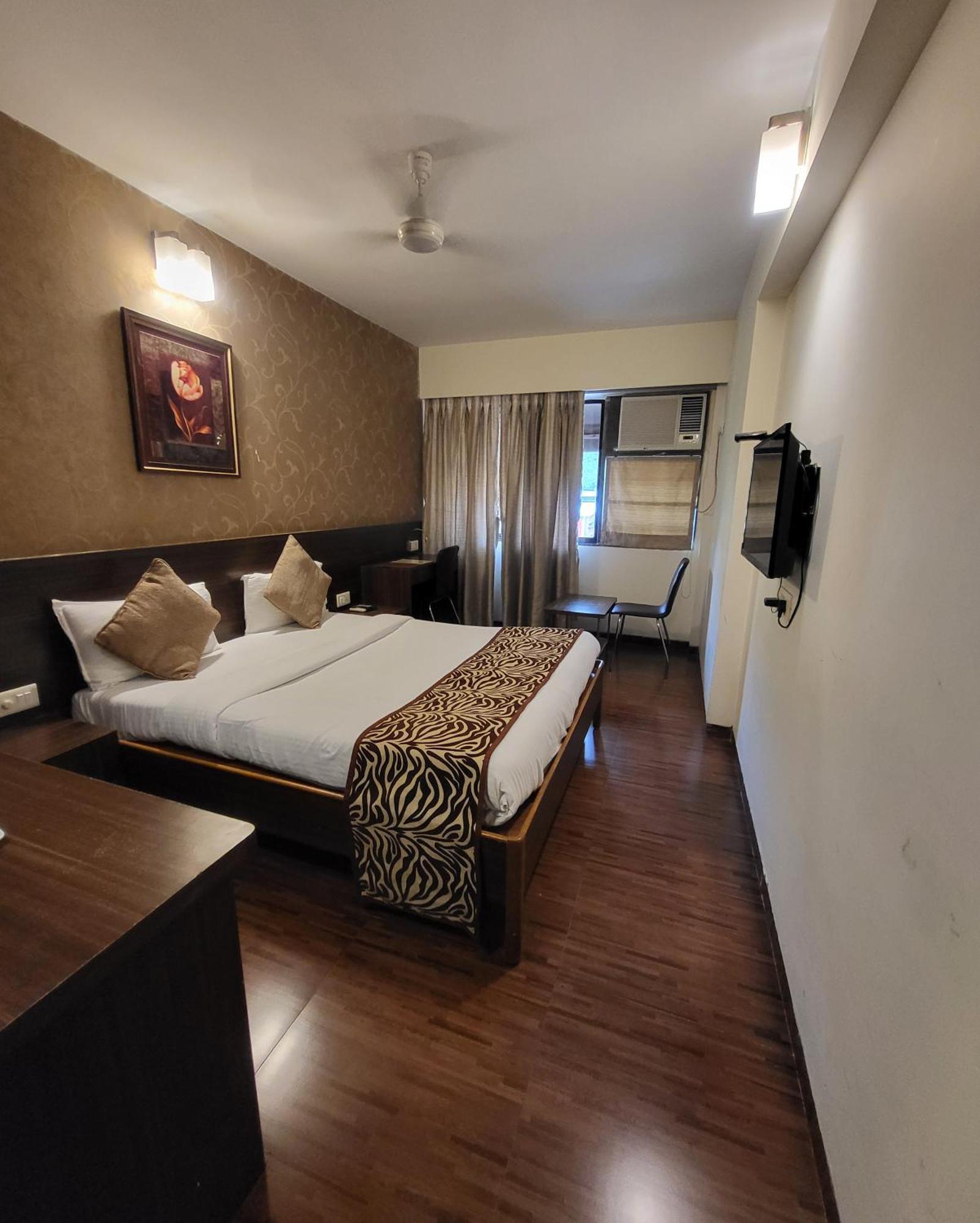 Hotel Maharana Inn Chembur Bombay Exterior foto