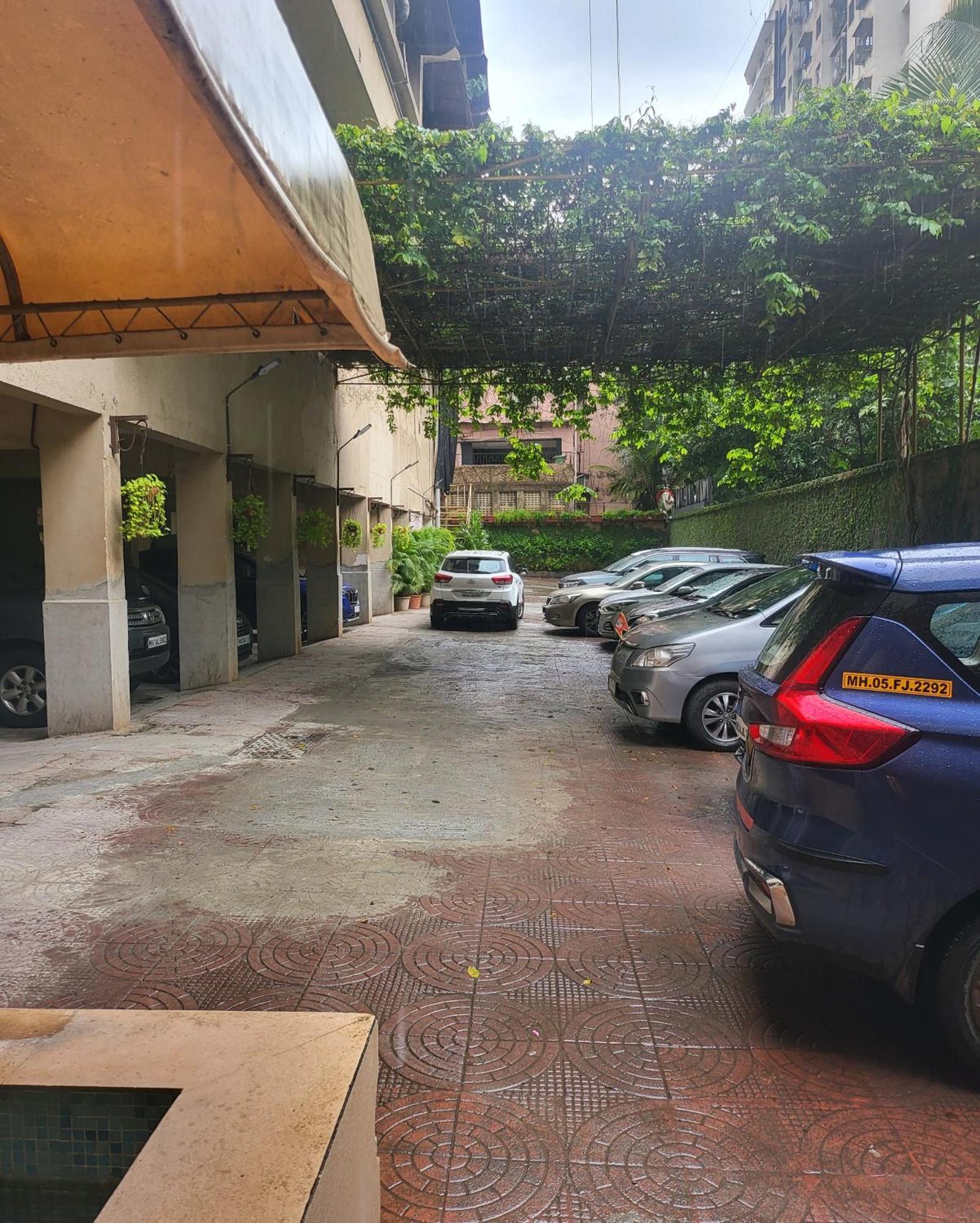 Hotel Maharana Inn Chembur Bombay Exterior foto