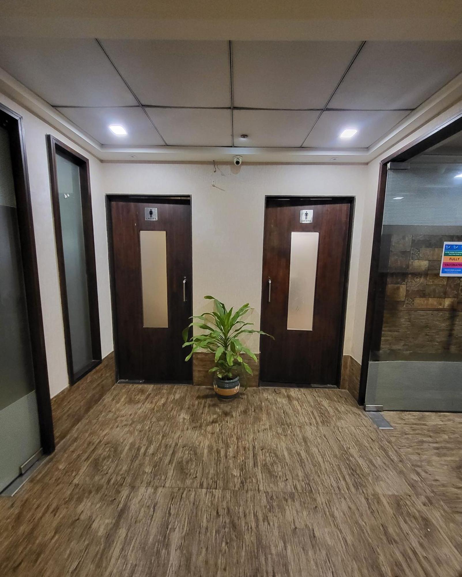 Hotel Maharana Inn Chembur Bombay Exterior foto